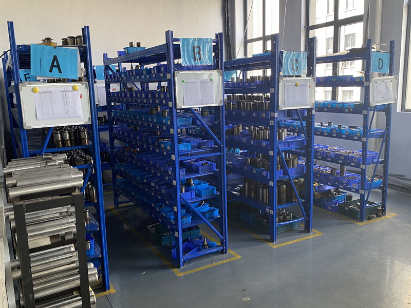 Ningbo XiaYi Electromechanical Technology Co.,Ltd. linea di produzione del fabbricante