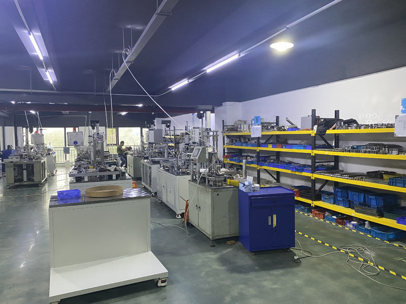 Ningbo XiaYi Electromechanical Technology Co.,Ltd. linea di produzione del fabbricante