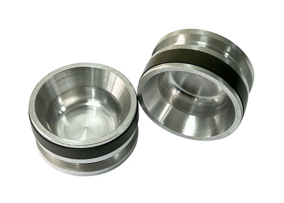 Piston a fascia con materiale a base di Fe C Cu e PTFE riempito