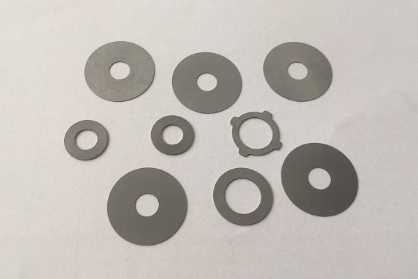 40 - la valvola di scossa della guarnizione del metallo della stampa 80T mette i piatti una zeppa 0.02-0.5mm